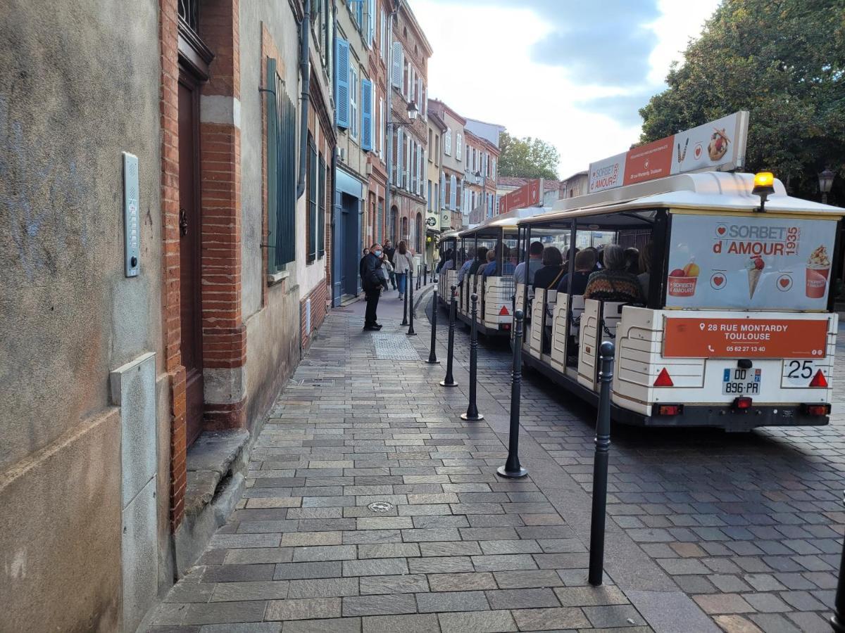Toulouse - Basilique St-Sernin------- Netflix Luaran gambar